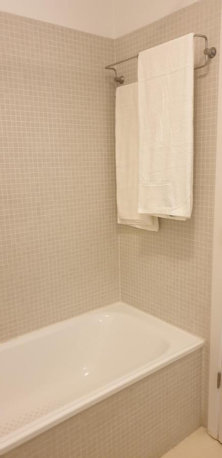 Appartement 5Min Walk From Subway Station & Free Parking à Lisboa Extérieur photo